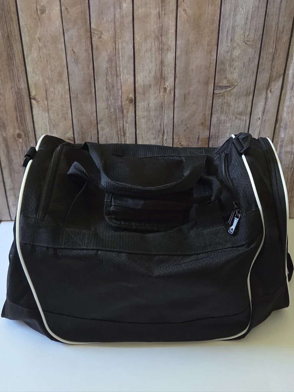 adidas Duffel Bag Unisex Travel & Gym Bag Crossbody Strap Included